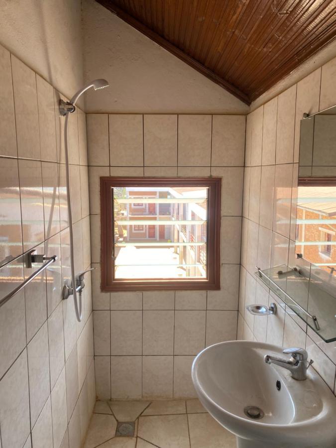 Ferienwohnung Lycee Picot De Cloriviere Dont Les Revenus Financent L'Education Des Eleves Antsirabe Exterior foto